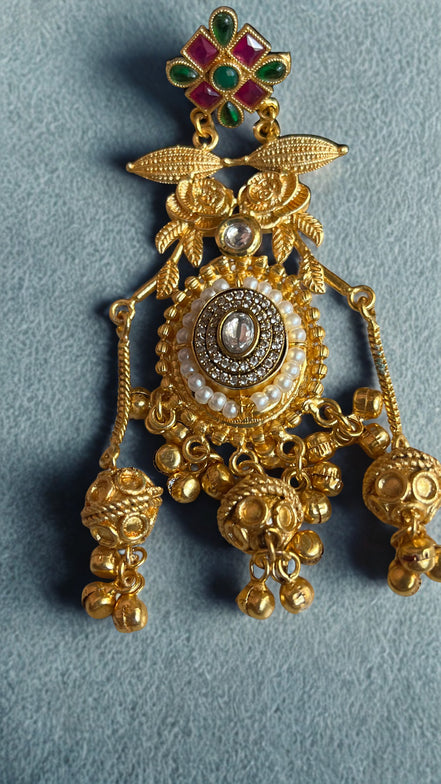 Zulekha Divya Shringar Temple Jhumkas