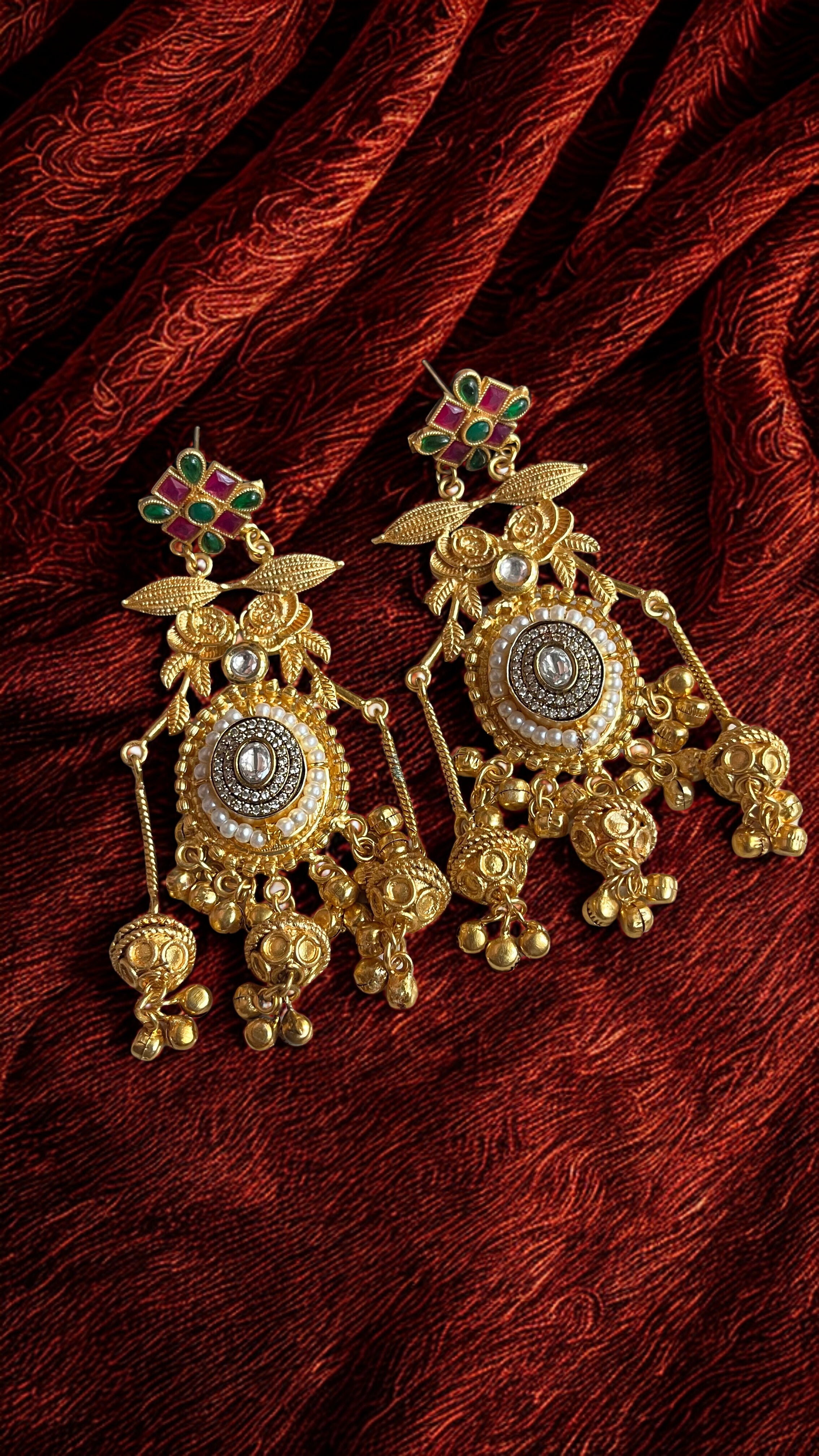 Zulekha Divya Shringar Temple Jhumkas