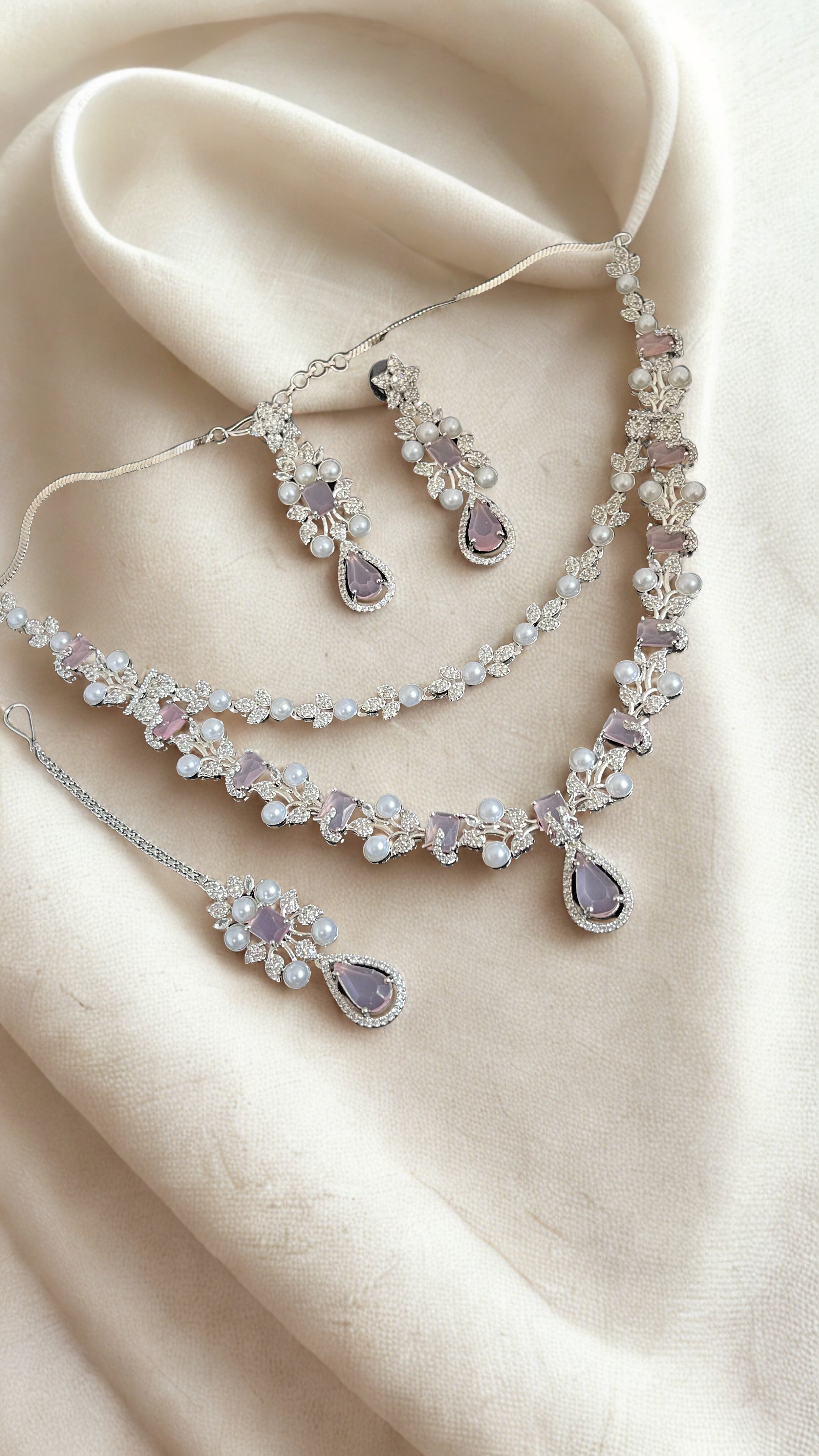 Zulekha Blush Elegance Pearl Necklace Set