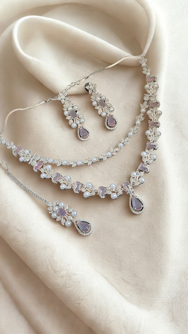 Zulekha Blush Elegance Pearl Necklace Set