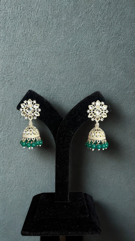 Zulekha Kanika Kundan Jhumka