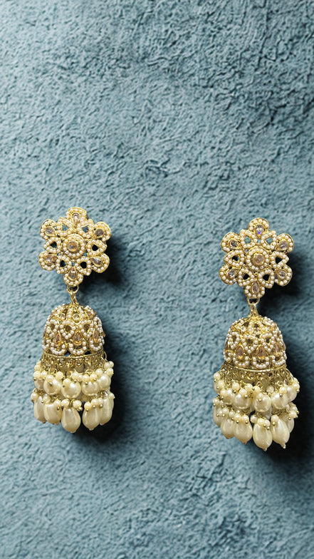 Zulekha Rajkumari Pearl Kundan Necklace Set