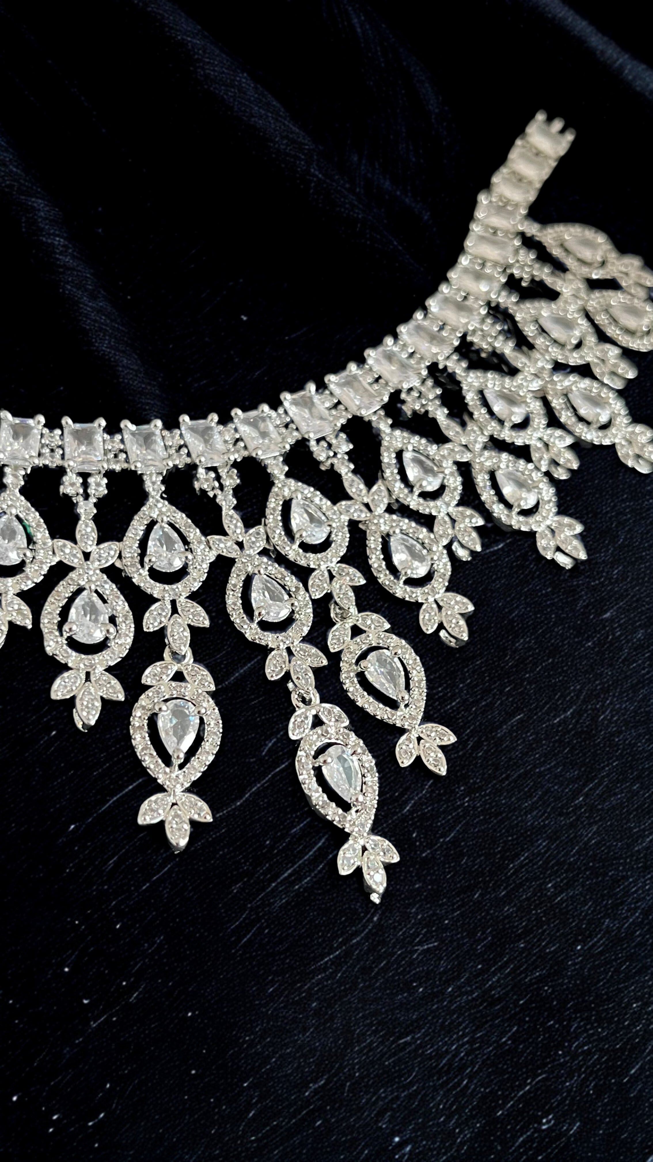 Zulekha Silver Radiance Set