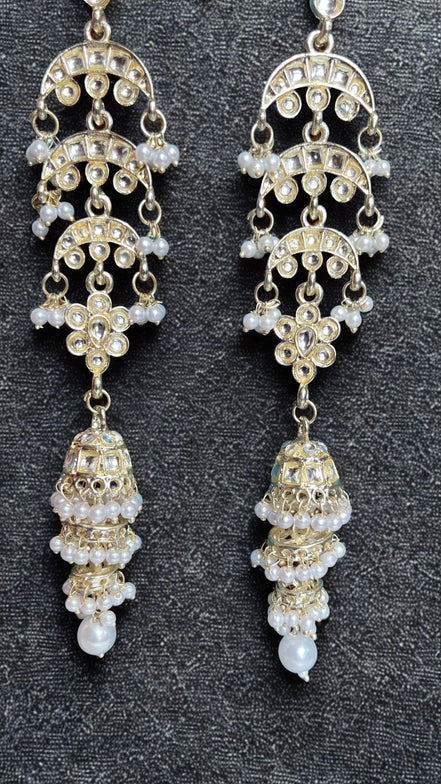 Zulekha Suhani Jhalar Jhumka